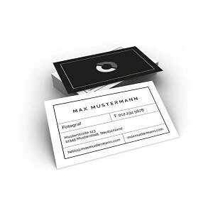 Gestalten Sie online Ihre Visitenkarte im dezenten schwarz-weiss Design